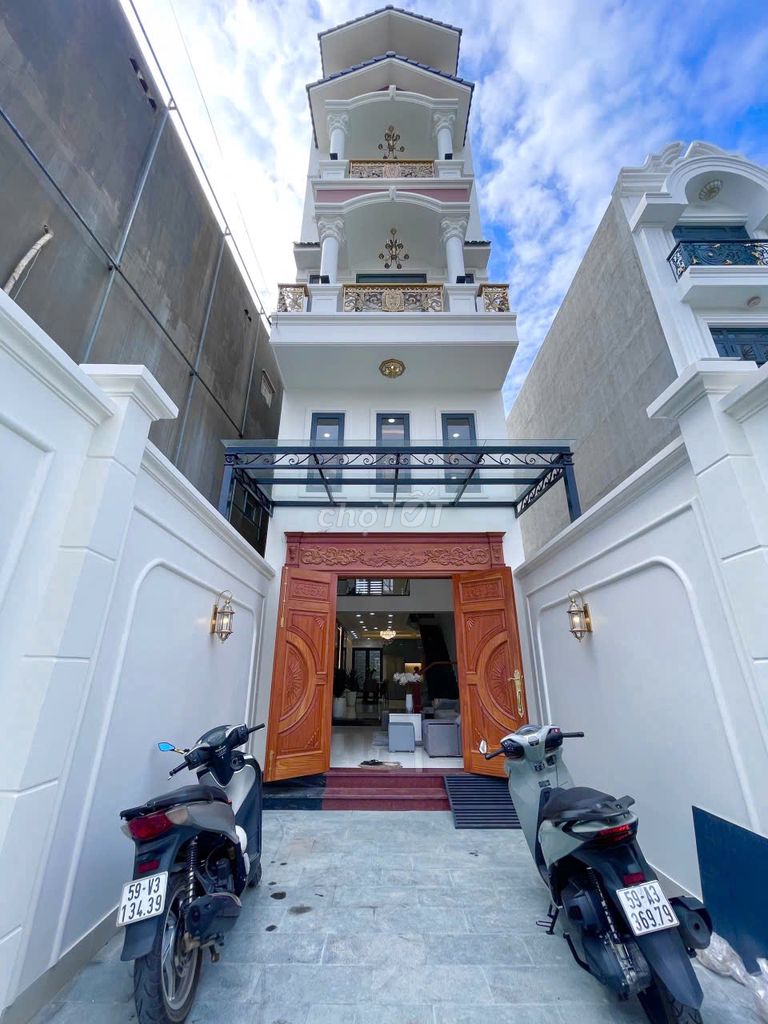 c882759c99e72e907da175bff9446796-2896953656671210882